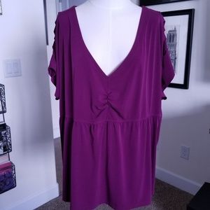 Lane Bryant 26/28 red violet top euc